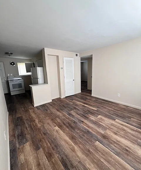 4764 Hilton Ave #A — Photo 2