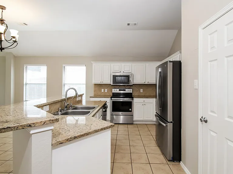 129 Arbordale Way — Photo 7