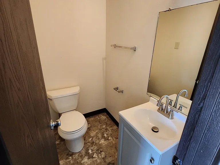 56 Frances St #4 — Photo 7