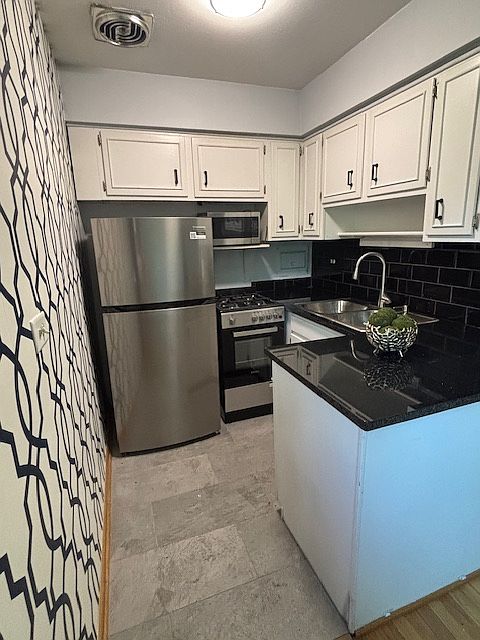 Newly renovated kitchen!