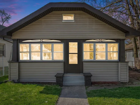 1342 Miner St, South Bend, IN 46617