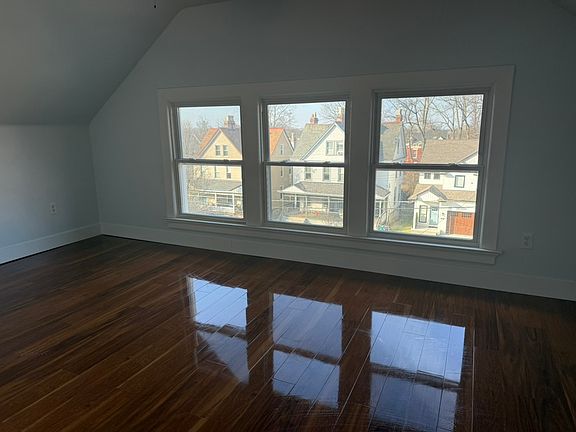 2nd image of 1367 Burdette Ave APT 3