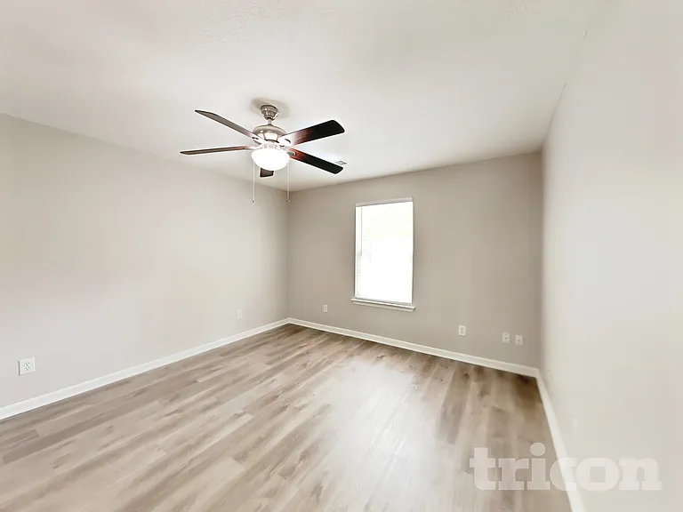 141 Sara Cir — Photo 6