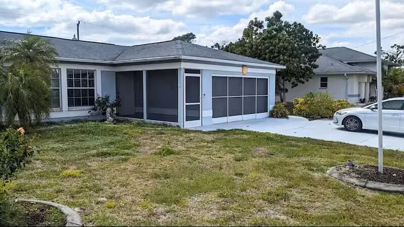 3 bed, 2.0 bath, 1192 sqft, $2,195 — Photo 3