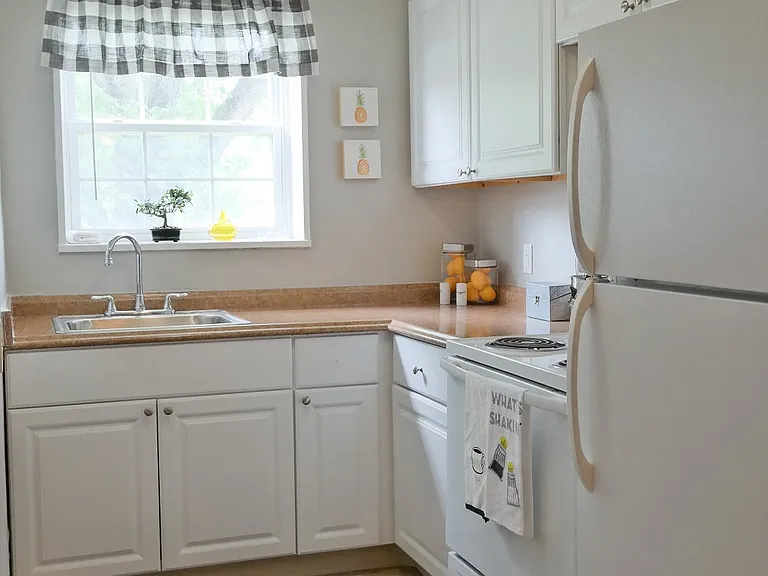 Columbus Park Apartments — Photo 12