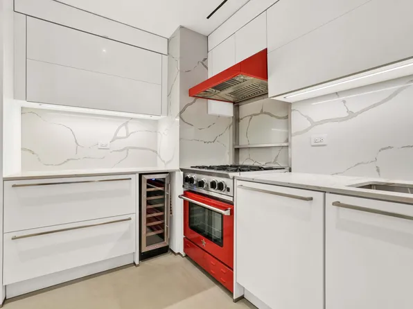 117 East 57th Street image 3 of 17