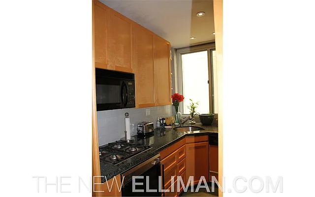 Sold by Douglas Elliman | media 6