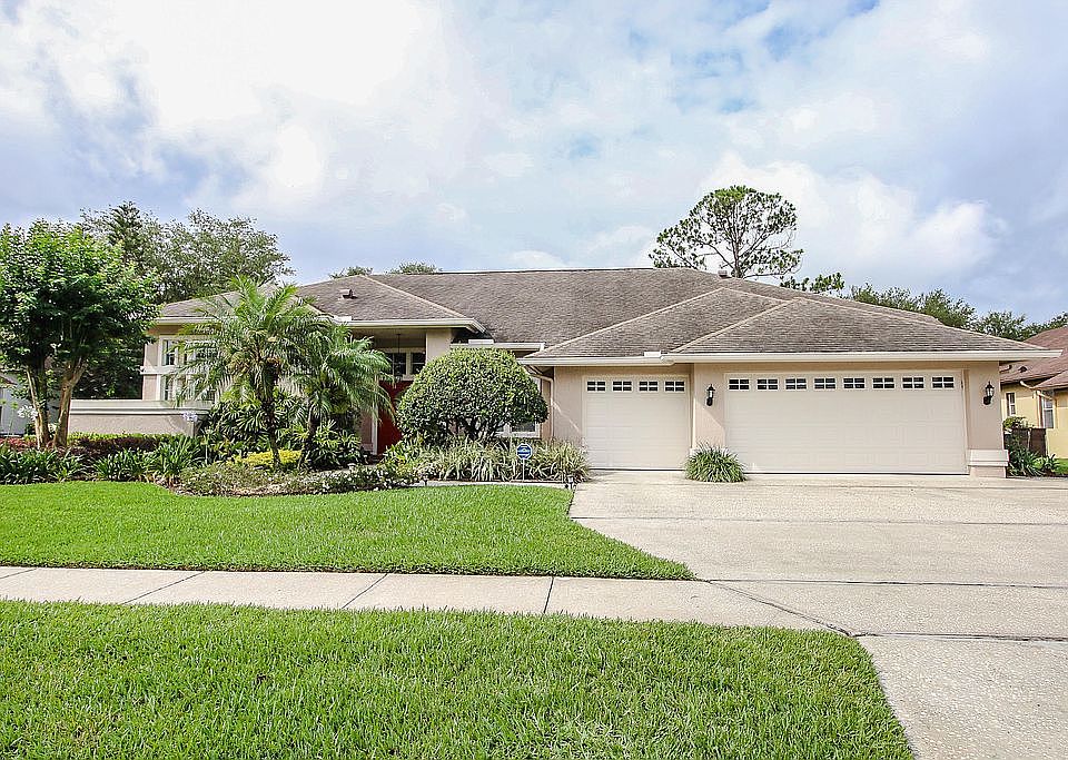 1st image of 14562 Gainesborough Dr
