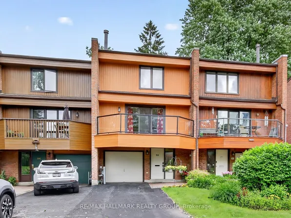 3 Birchdale Ave #D, Ottawa, ON K2H 5A1