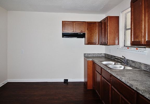 5665 Ansley St., Arlington, 32211