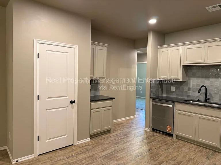 29174 Osage Hills Dr — Photo 7