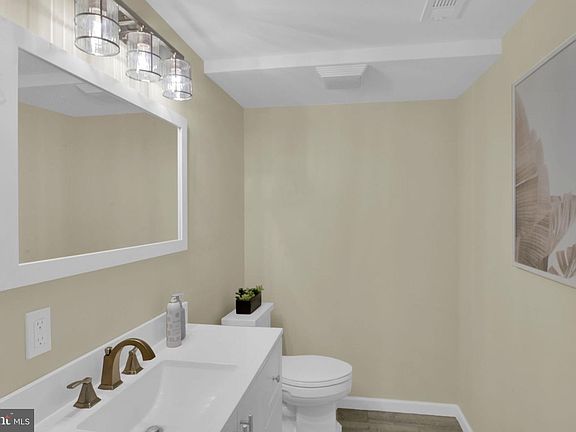 4th image of 3125 Route 9 S APT 7