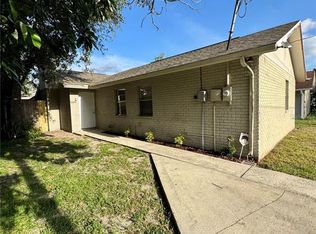 10419 N Hartts Dr, Tampa, FL 33617