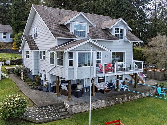 2nd image of 319 Chemainus Rd