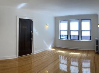 8915 S Justine St APT 2A, Chicago, IL 60620