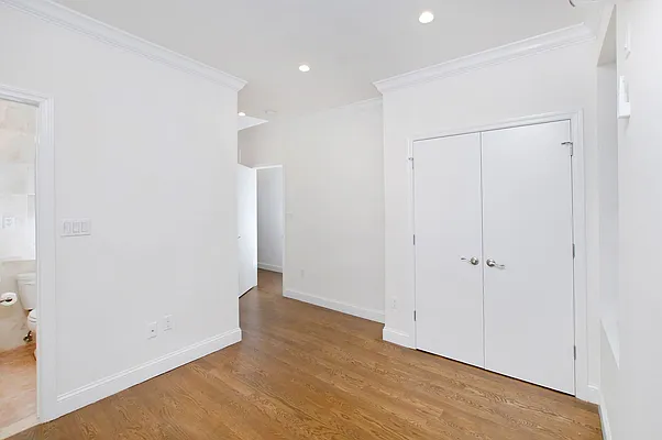 Rented by Nolita Group | media 16