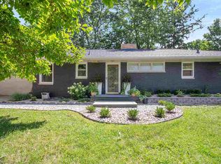 2365 Maple Dr, Jackson, MI 49203