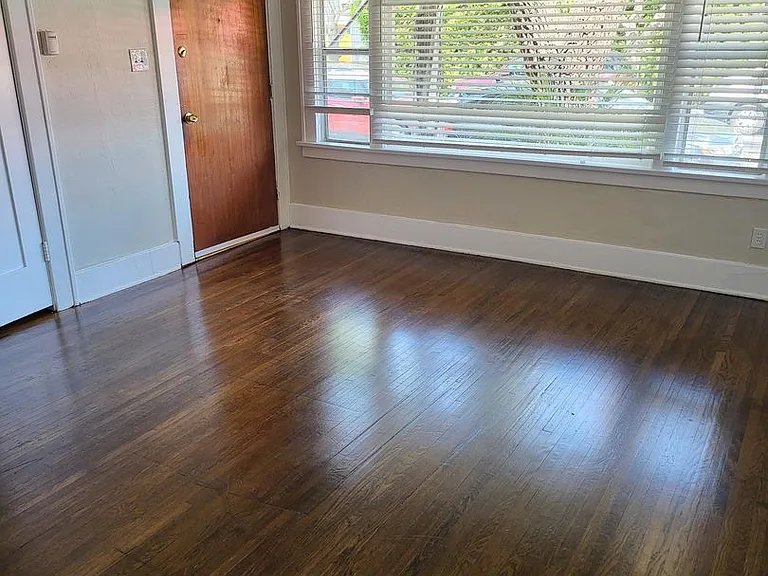 325 Cherry Ave — Photo 9