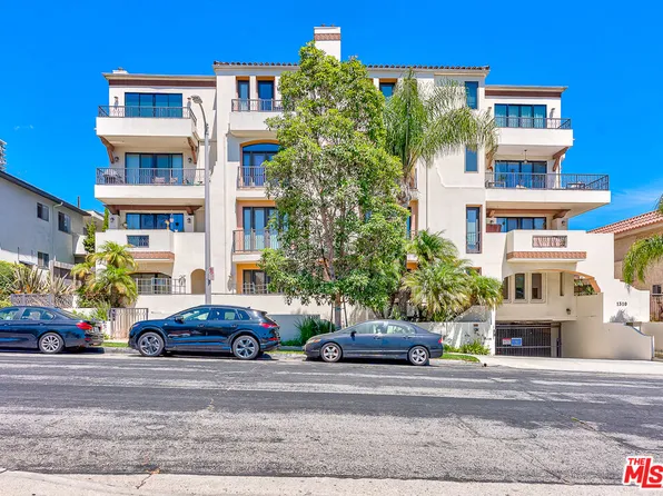 1310 Armacost Ave APT 102, Los Angeles, CA 90025