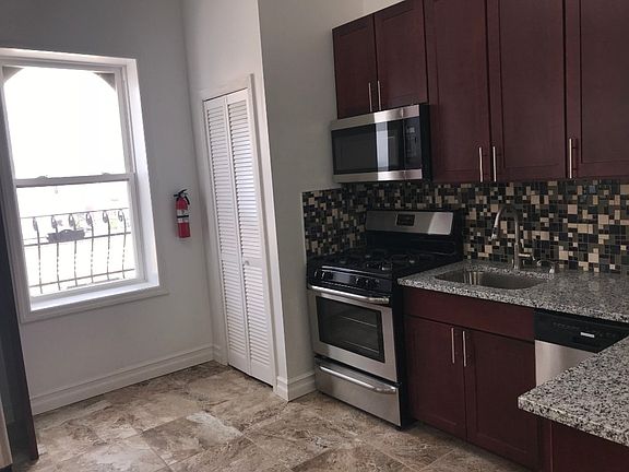 5th image of 501 56th St APT 5