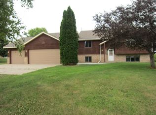 27585 Balsa Ave, Webster, MN 55088