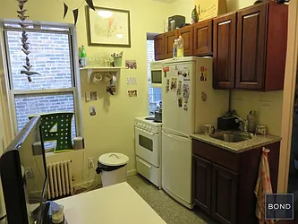 Rented by Bond New York