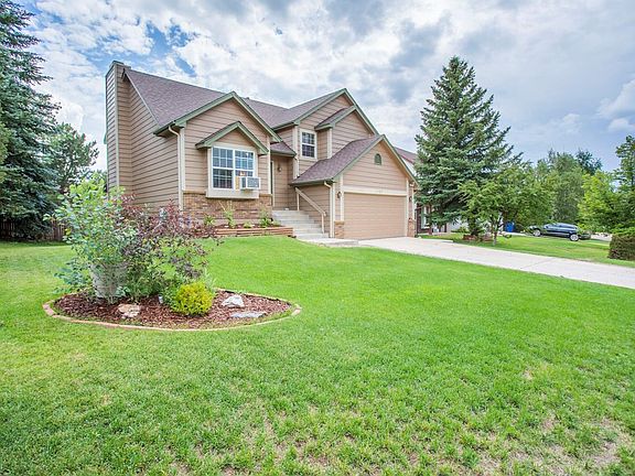 3rd image of 8365 Freemantle Dr