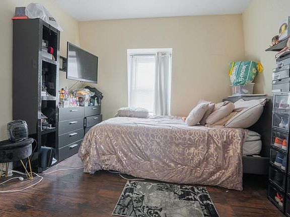 3rd image of 237 Palisade Ave Floor 3