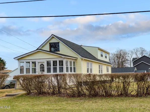 28 Wedgewood Avenue, Schenectady, NY 12303