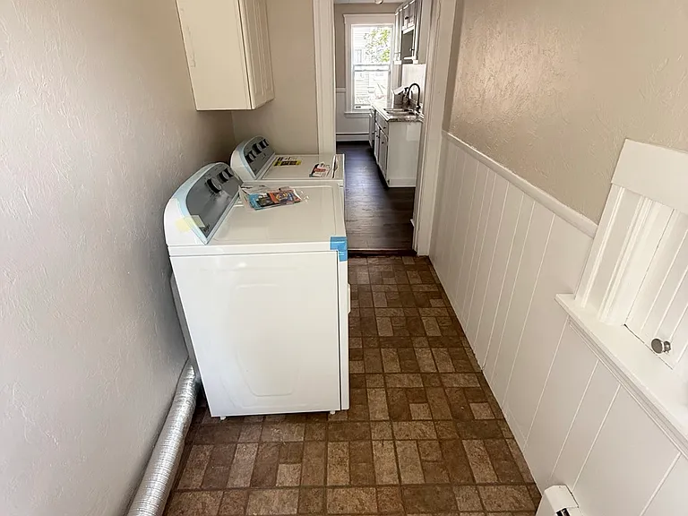 10 Lawnfair St #1 — Photo 5