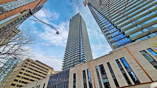 1080 Bay St #2108 Photo 1