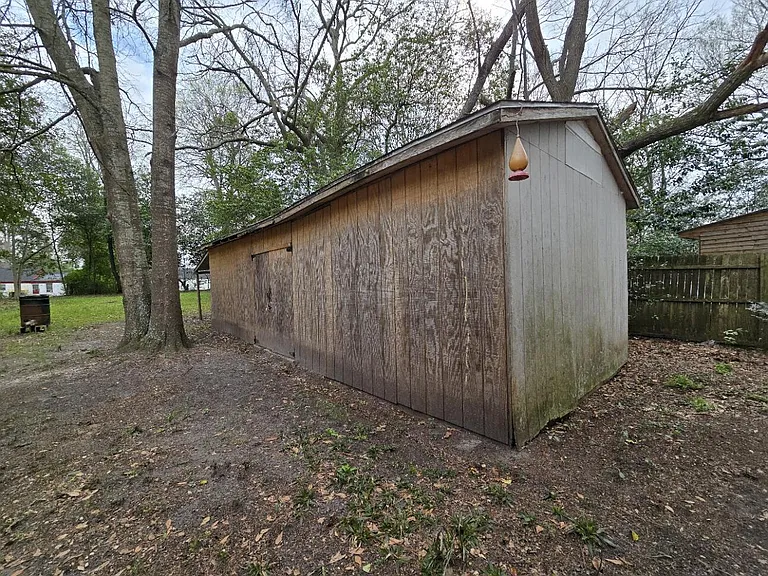 776 Kenyon Ave — Photo 25