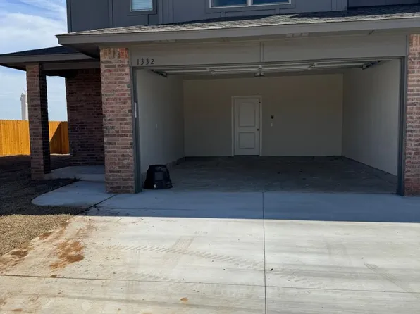 1332 Brooks Dr, Newcastle, OK 73065