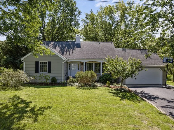 123 Simsbury Dr, Ithaca, NY 14850