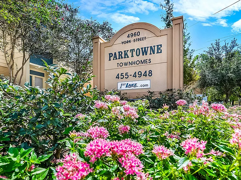 Parktowne — Photo 43