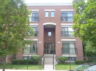 4538 S Calumet Ave #B, Chicago, IL 60653