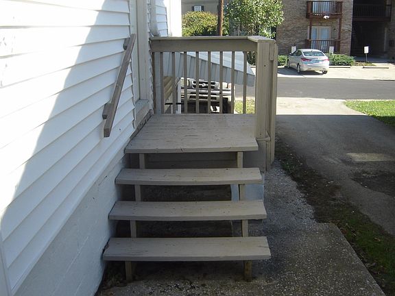 2nd image of 130 Douglas Ave