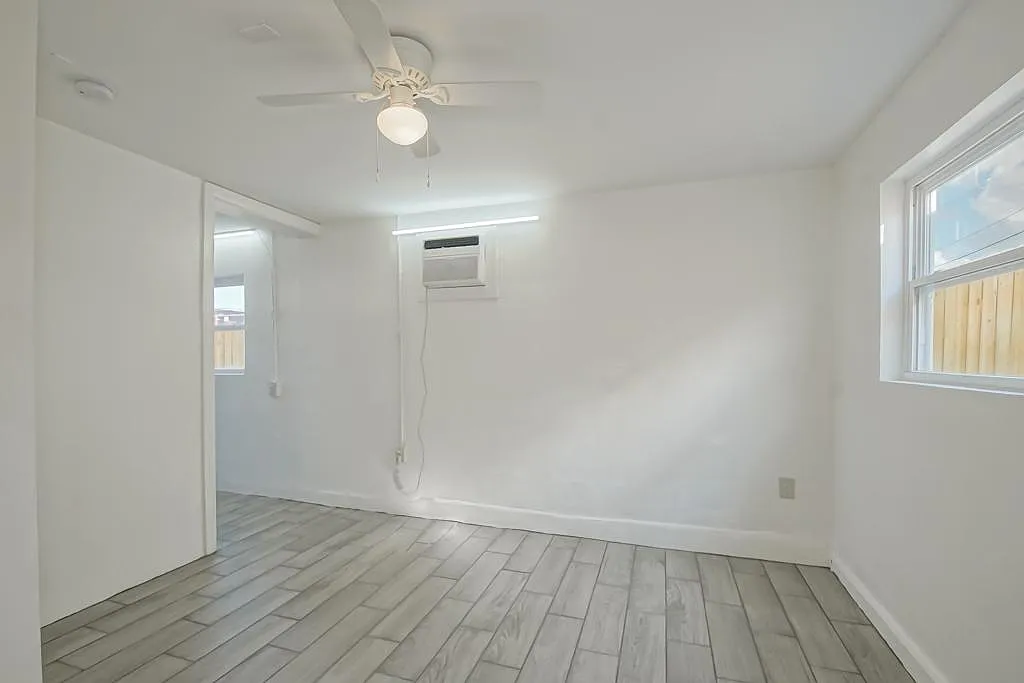 1 bed, 500 sqft, $800 — Photo 4