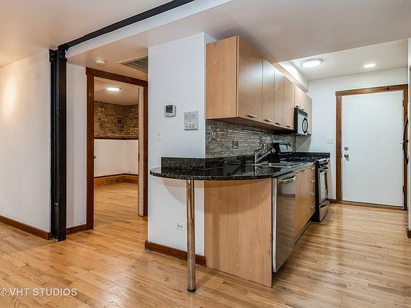 5th image of 1607 W Estes Ave APT G