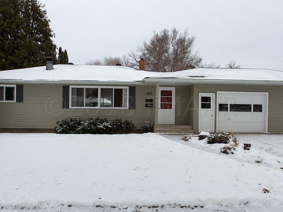 1st image of 1615 5th Ave S