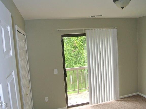 4th image of 27757 Harrison Woods Ln