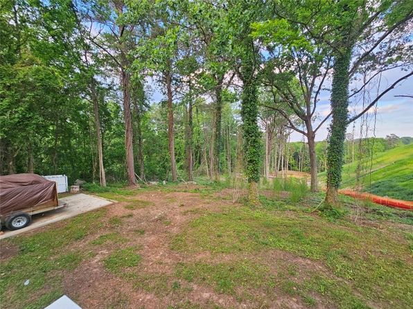 4682 Stonewall Tell Rd, College Park, GA 30349
