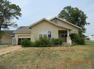 609 E Broadway St, Thomas, OK 73669