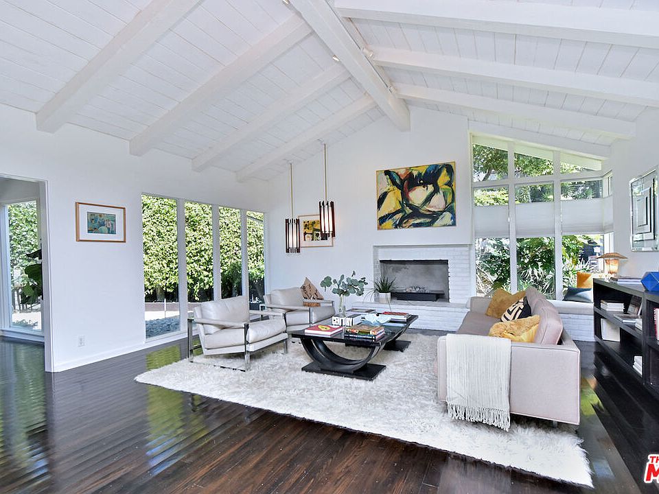 1st image of 2839 Nichols Canyon Pl