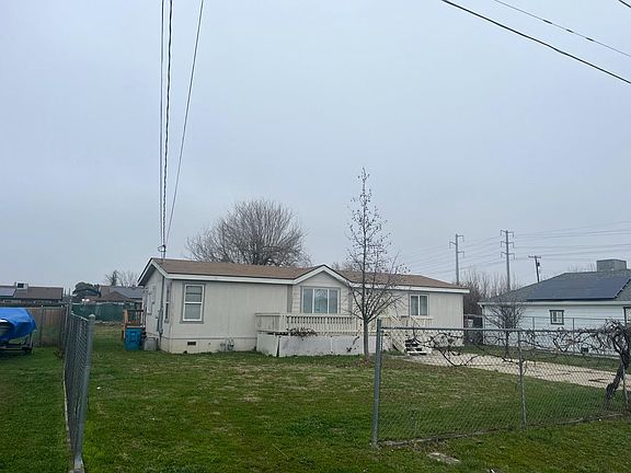 3rd image of 1979 Beverly Ave