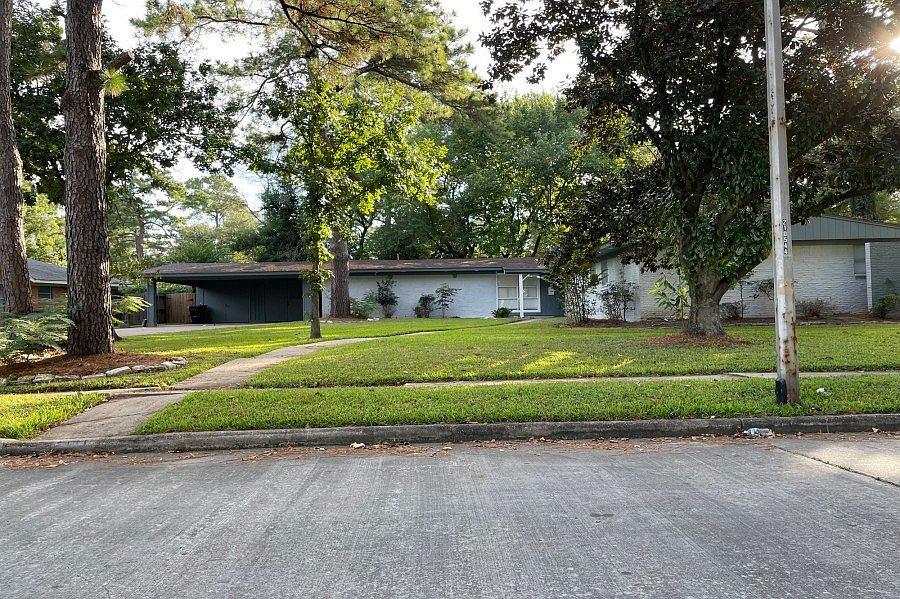 1st image of 2111 Sieber Dr