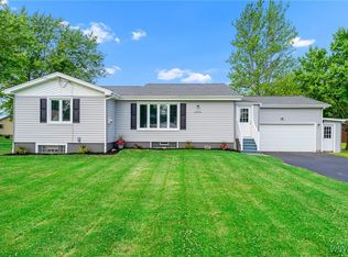 6704 Elbert Dr, North Tonawanda, NY 14120