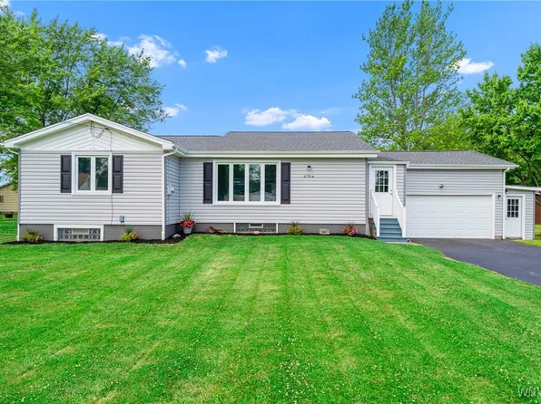 6704 Elbert Dr, North Tonawanda, NY 14120