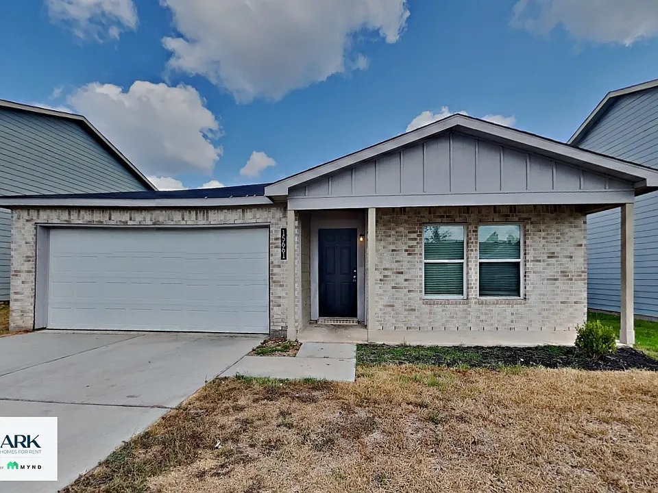 15661 Briar Forest Dr