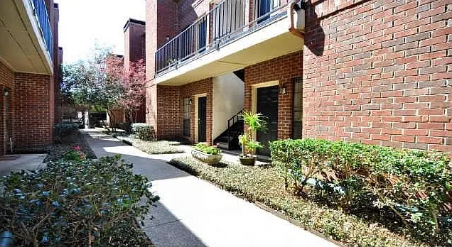 4405 Bowser Ave #205 — Photo 21